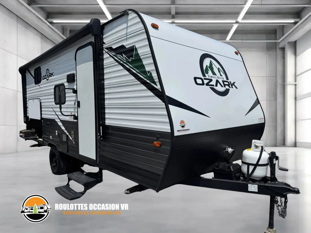 2022 FOREST RIVER OZARK 1680BSK