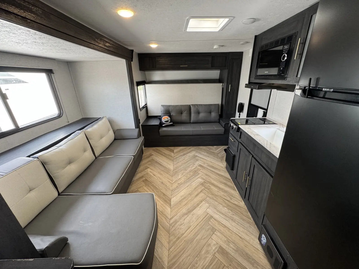2022 FOREST RIVER OZARK 1680BSK