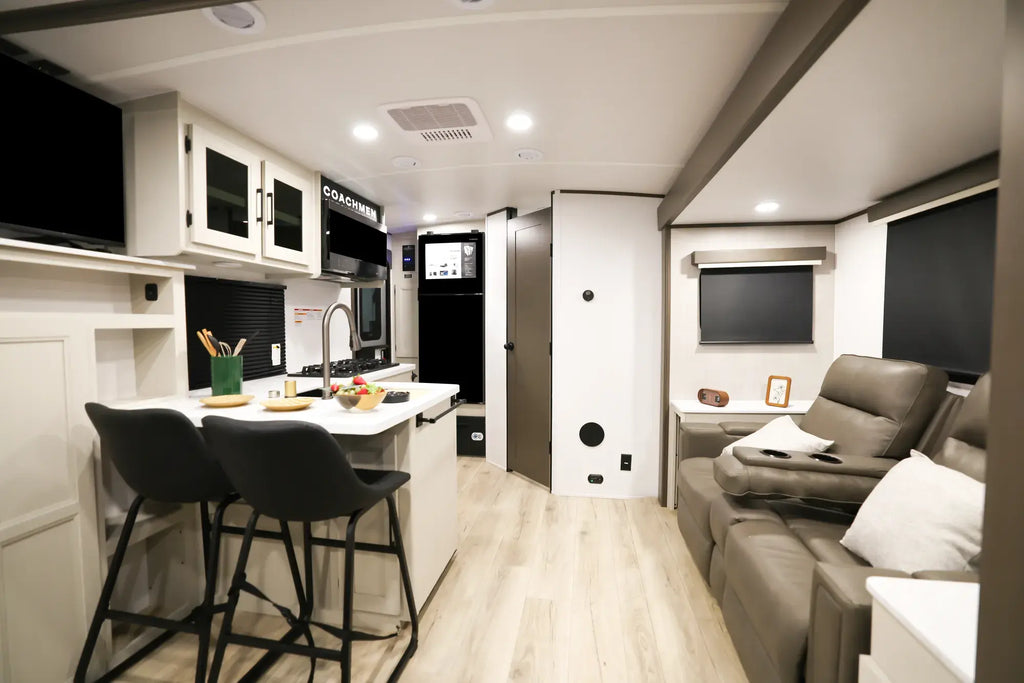 2027 Coachmen Northern Spirit 1943RB