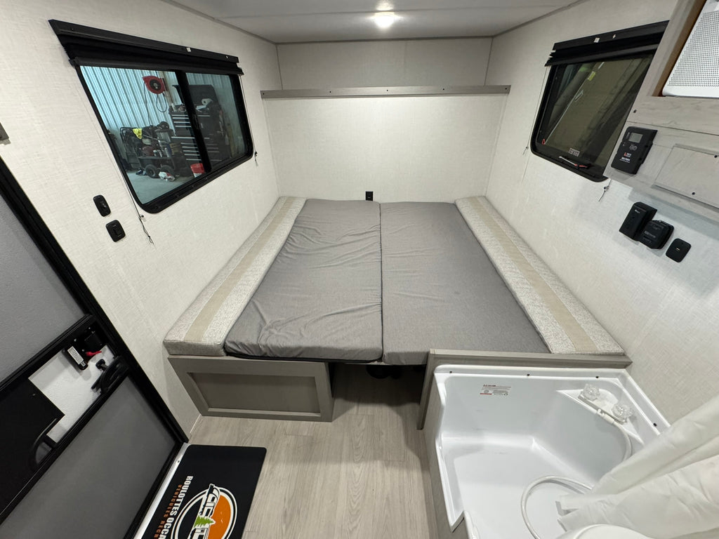 2026 FOREST RIVER VIKING 11000ROK