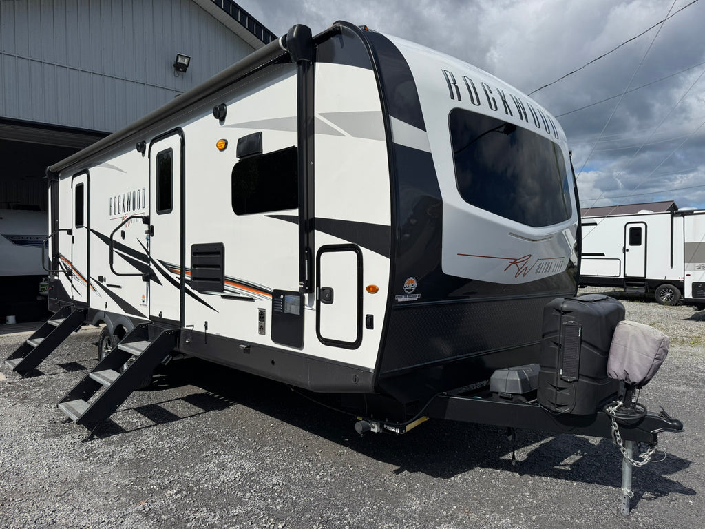 2021 ROCKWOOD ULTRA LITE 2608BS