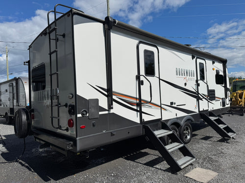 2021 ROCKWOOD ULTRA LITE 2608BS