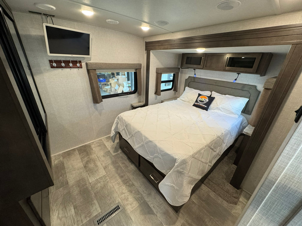 2021 ROCKWOOD ULTRA LITE 2608BS