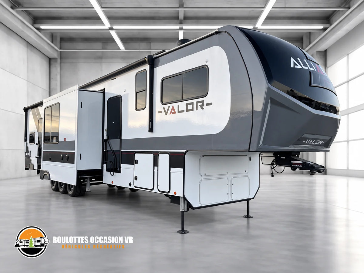 Alliance RV Valor 44V14 2024 présentée devant le garage Roulottes Occasion VR.