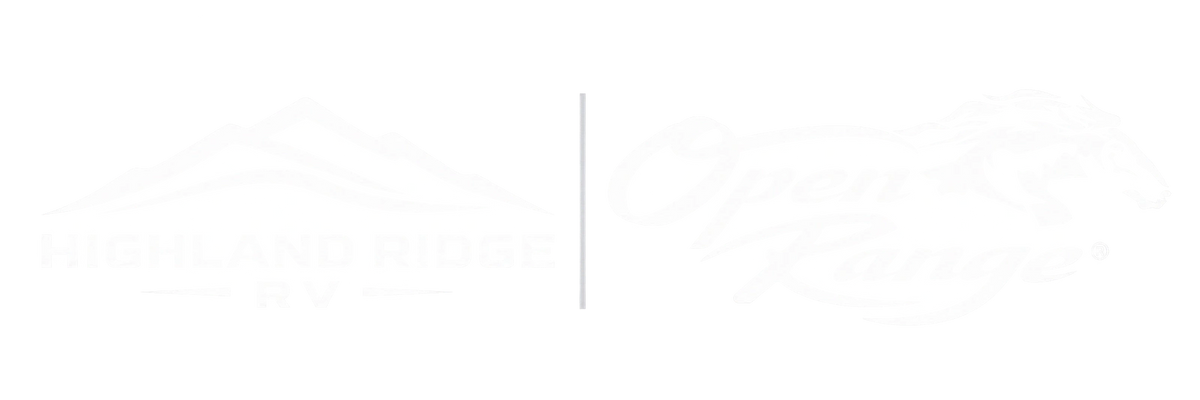 Logos de Highland Ridge RV et de sa marque Open Range.
