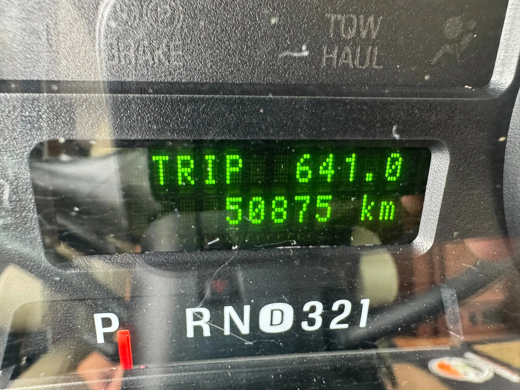 Odomètre affichant 50 875 km au moment de la photo.