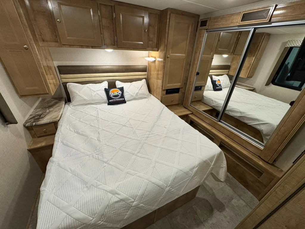 2019 COACHMEN LEPRECHAUN 319MB – Motorisé Classe C USAGÉ