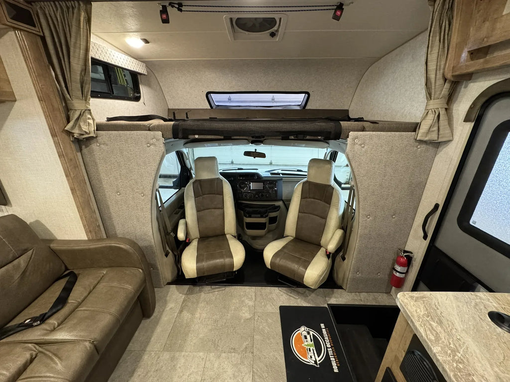 2019 COACHMEN LEPRECHAUN 319MB – Motorisé Classe C USAGÉ