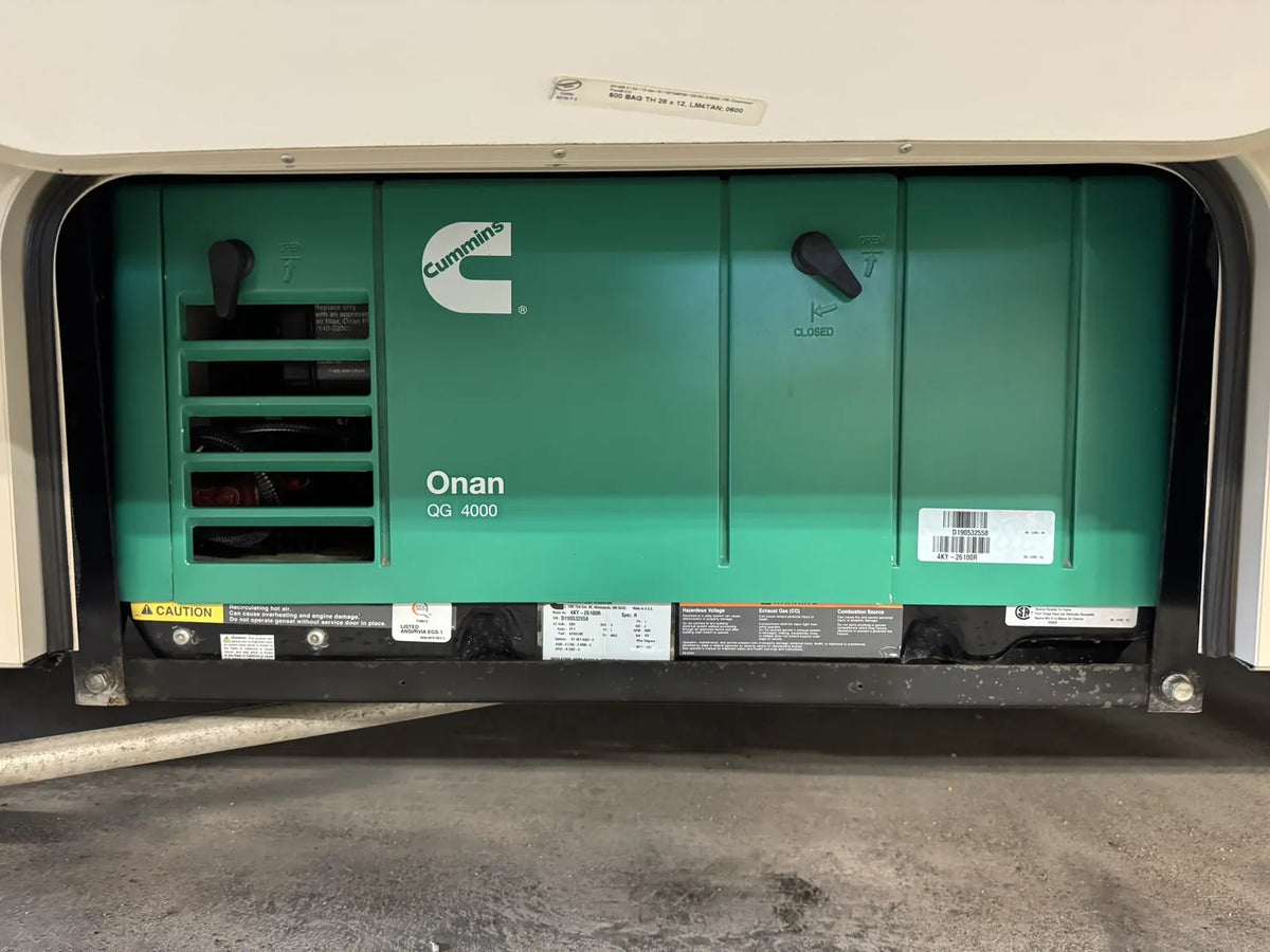 2019 COACHMEN LEPRECHAUN 319MB – Motorisé Classe C USAGÉ