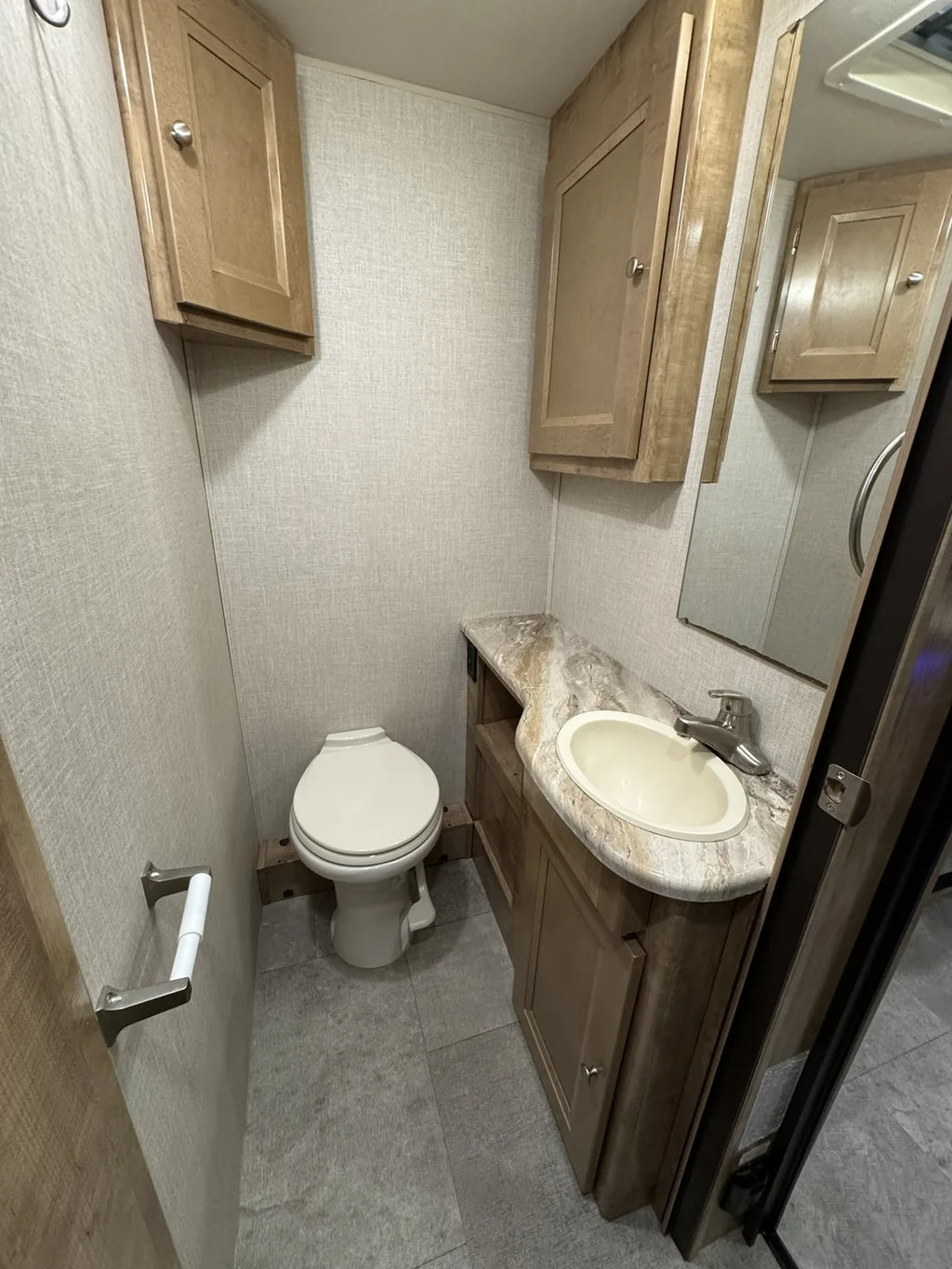 2019 COACHMEN LEPRECHAUN 319MB – Motorisé Classe C USAGÉ